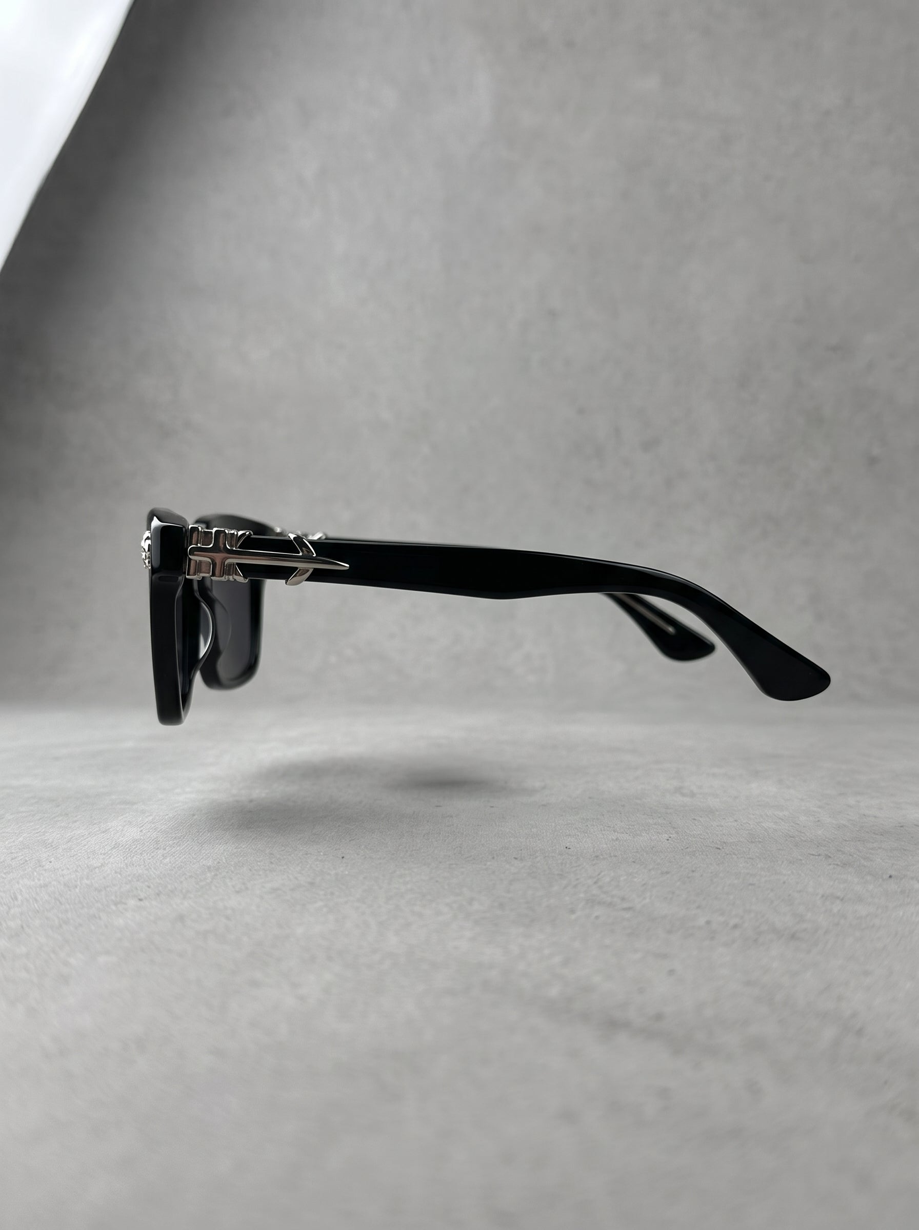 Monarch Black Eyeglasses