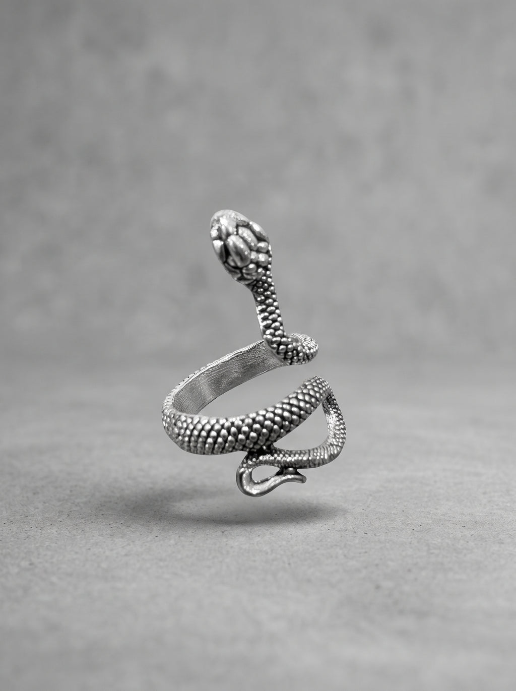 Viper Coil Ring