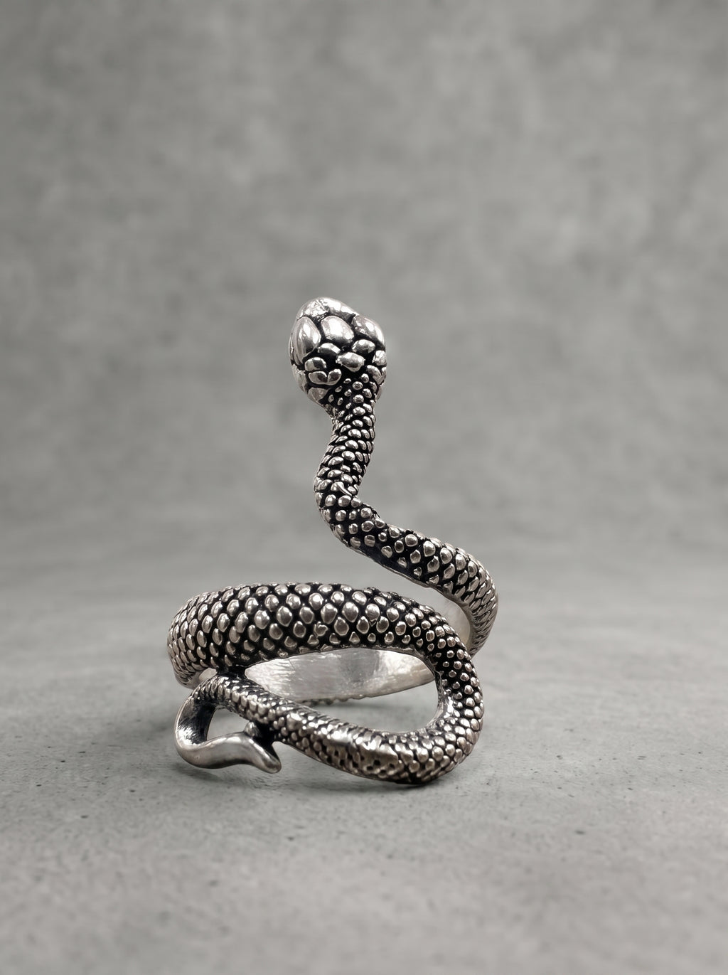 Viper Coil Ring