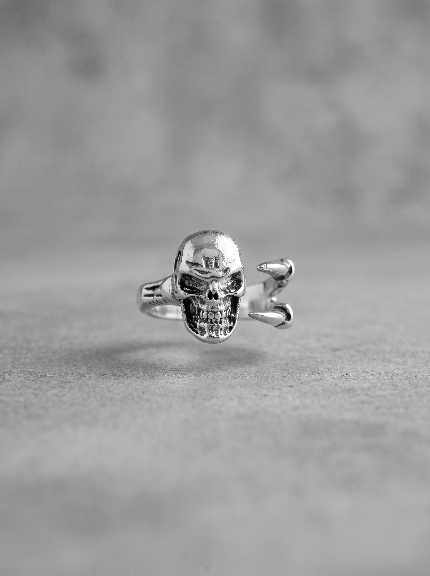 Memento Skull Ring
