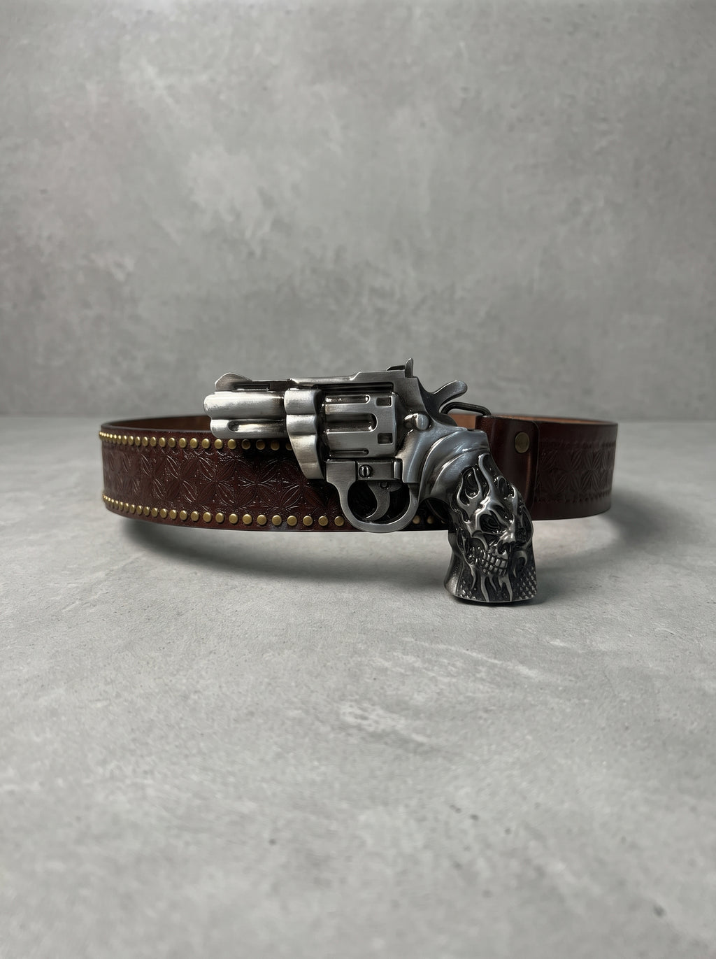 Outlaw Reaper Revolver Buckle Belt