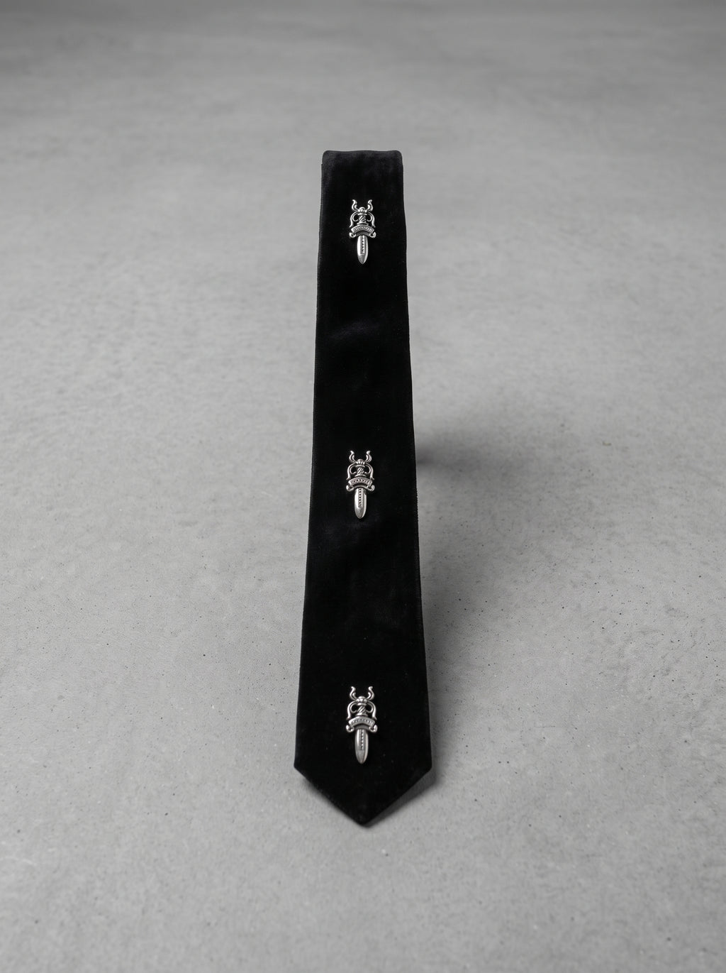 Obsidian Dagger Tie ( Blue )