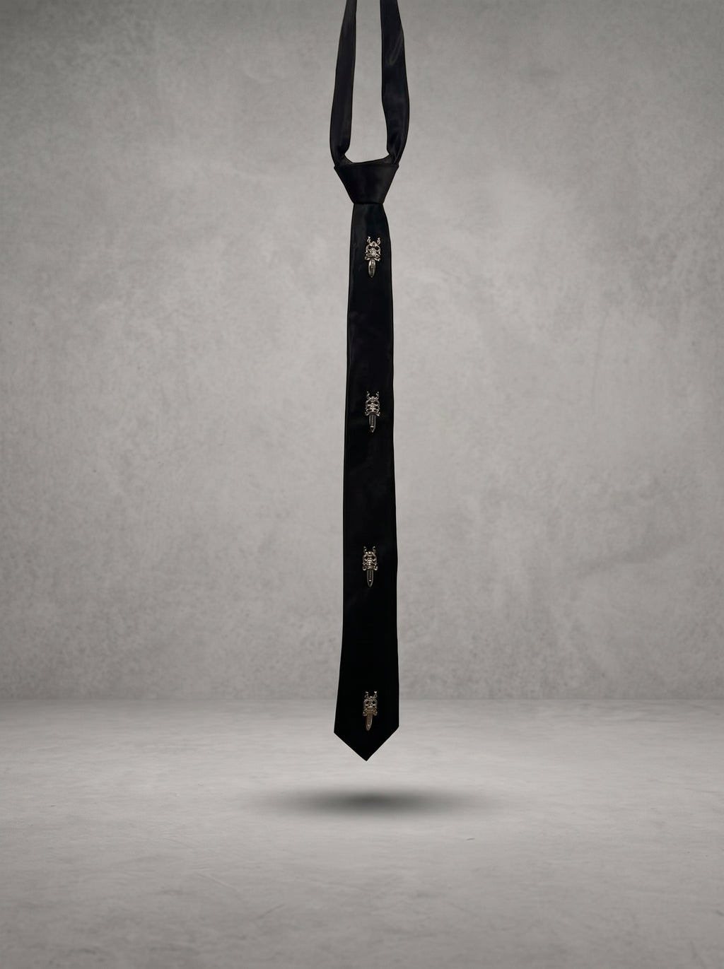 Obsidian Dagger Tie ( Blue )